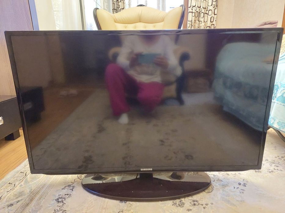 Продам       телевизор