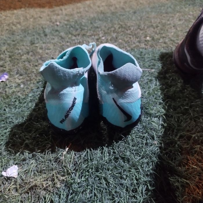 Сараканошки 36размер Nike phantom GX Elite DF FG