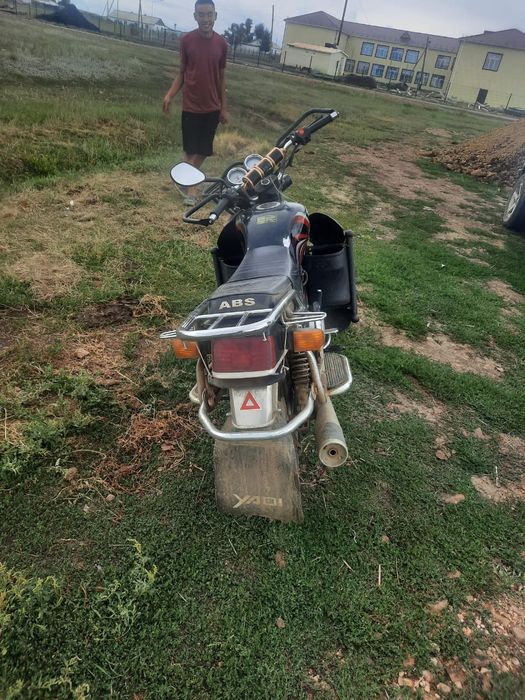 Продам мотоцикл куб 200