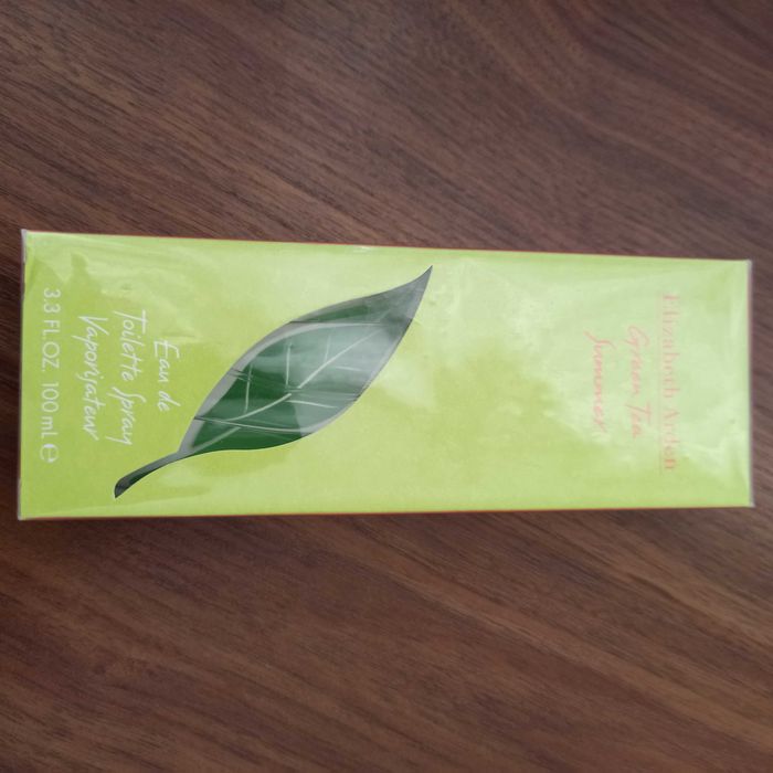 Дамски парфюми 'Elizabeth Arden'