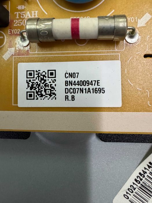 Placa de baza si sursa alimentare TV Samsung QE43Q60RATXXH