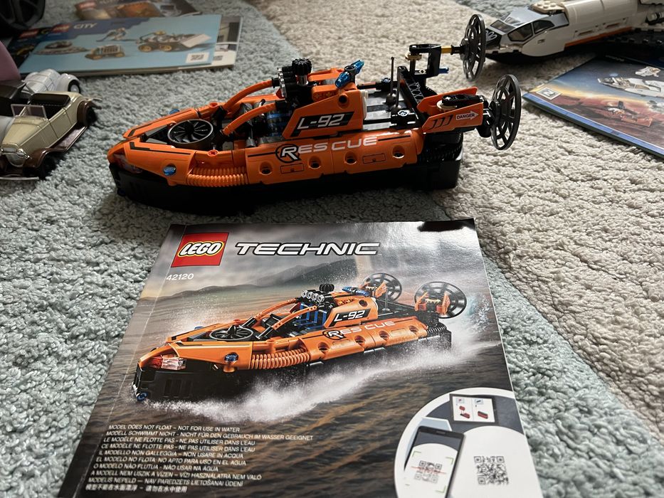 Lego морски сет 42110 и 42105
