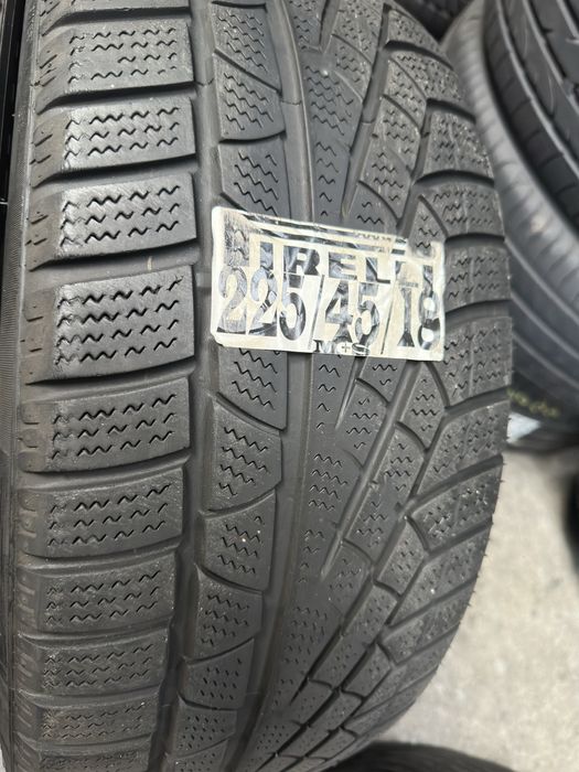 225/45/18 uniroial pielli mixte