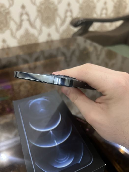 Продается iphone 12 pro max в отличном состоянии