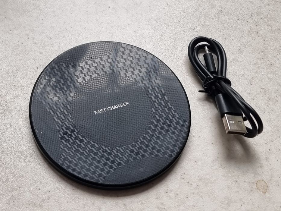 Беспроводная зарядка Fast Charger Qi – 5W/7.5W/10W