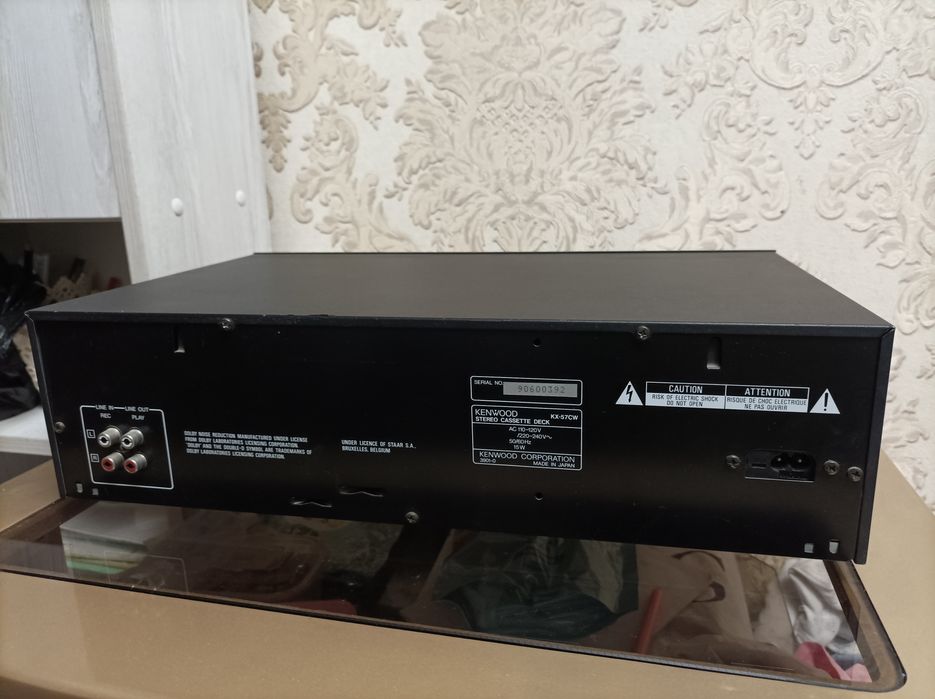 Продам Kenwood kx-57cw stereo cassette deck.