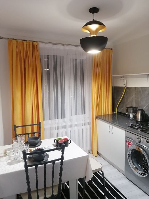 Идеально чистая. Фото реальные.