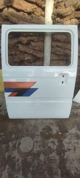 Damas eshigi 4ta 100 $ DAN kilishamiz