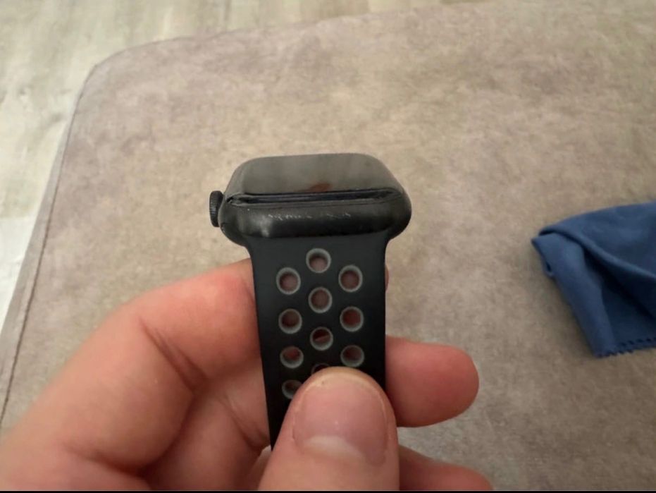 Apple Watch Series 7 4G (Cellular + GPS) Titanium & Sapphire