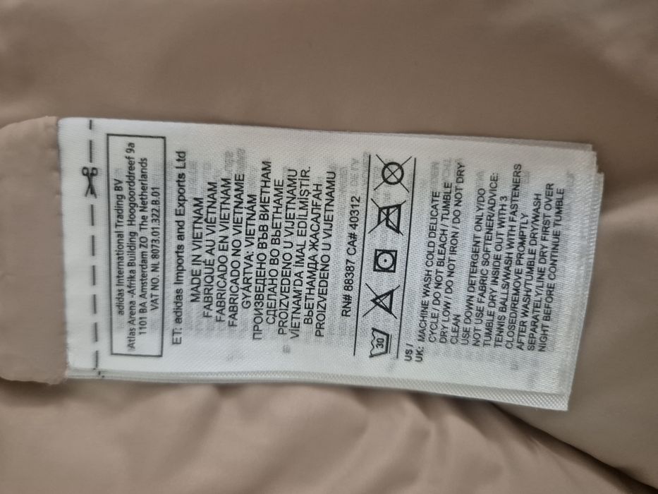 Geacă lungă de damă Adidas, mărimea S – puf de gâscă, super călduroasă