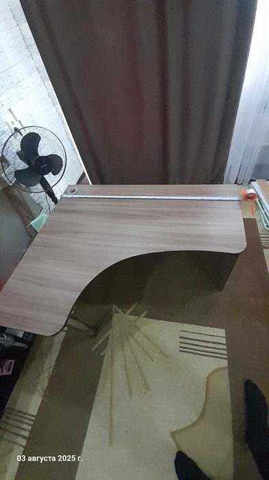 Стол письменный детский