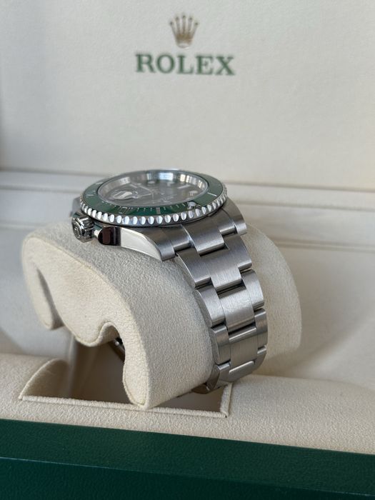 Rolex Submariner 116610LV Hulk 2019