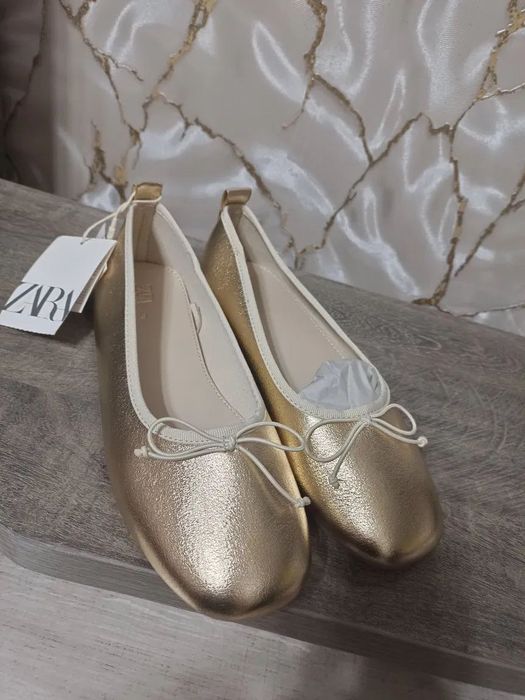 Продам платье Zara для девочки