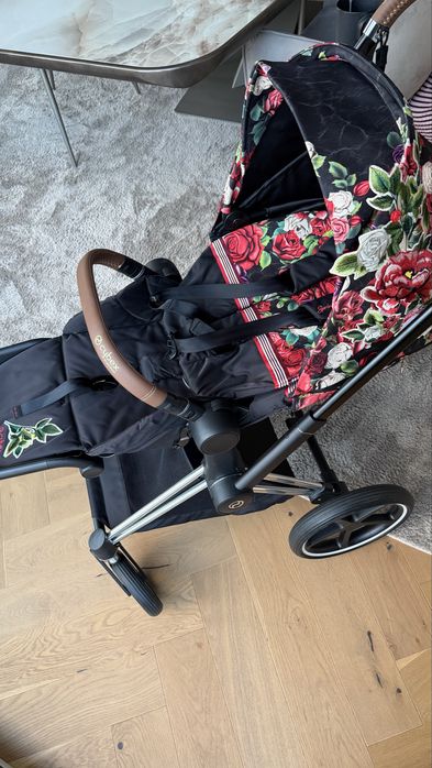 Cybex количка  Priam Fashion Spring Blossom Dark