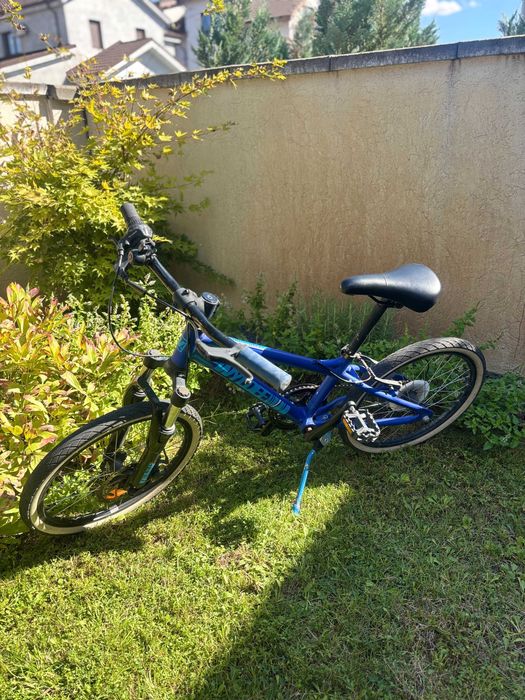 Bicicleta albastră copii - preț negociabil