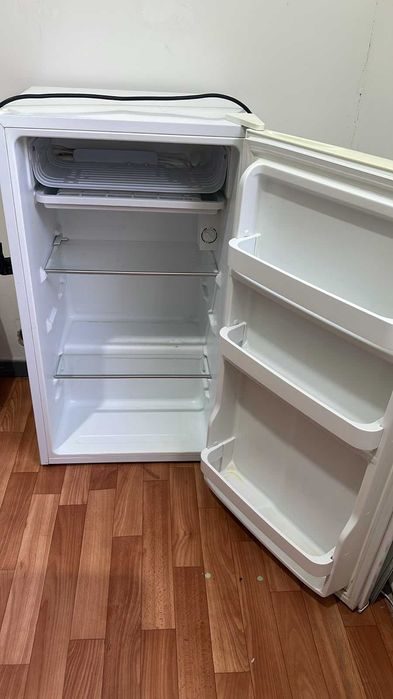Холодильник MIDEA