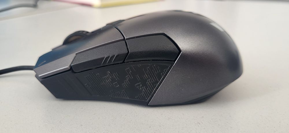 ASUS игровая мышь
