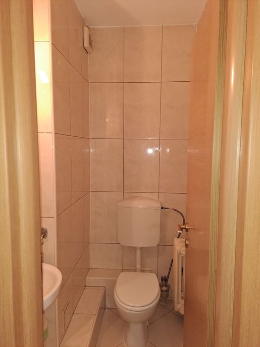 Vand apartament 4 camere – Zona Unirii