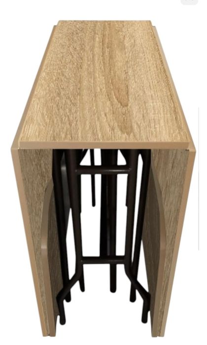 Продаётся стол в отличном состояние