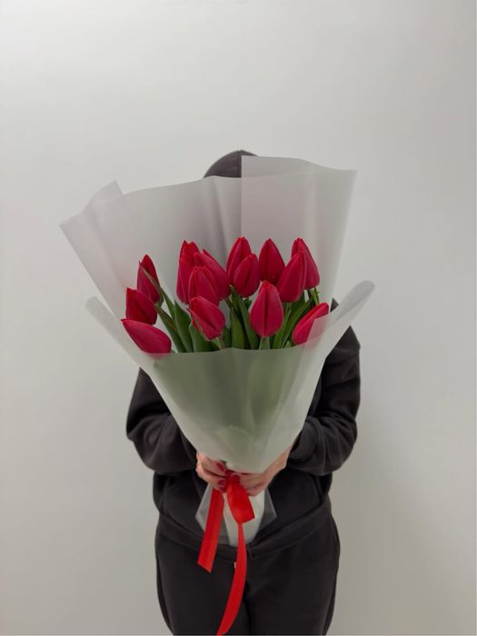 Тюльпаны по 690тг