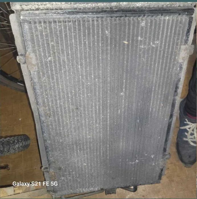 Продавам Форд Сиера части и дрруг