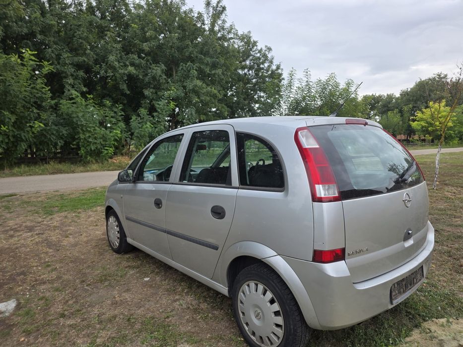 Vând Opel meriva A