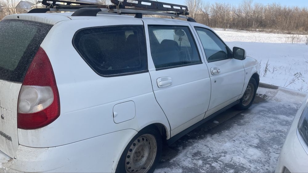 Продам машина приора