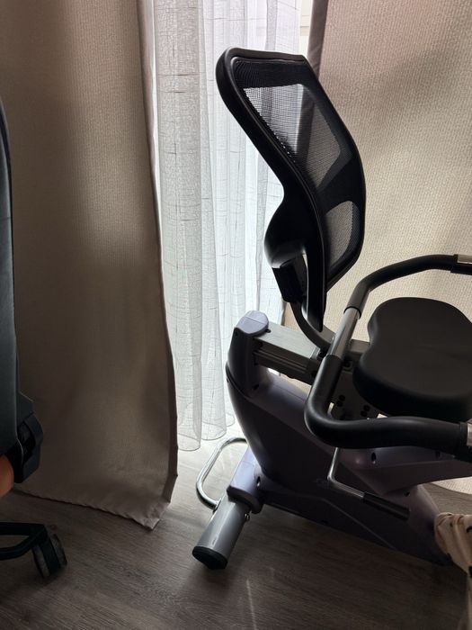 Продаю горизонтальный велотренажер