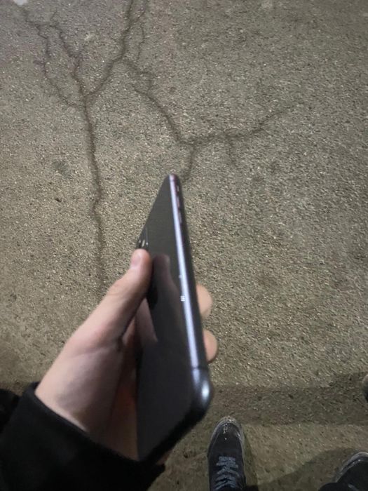 Iphone 11 коробка есть