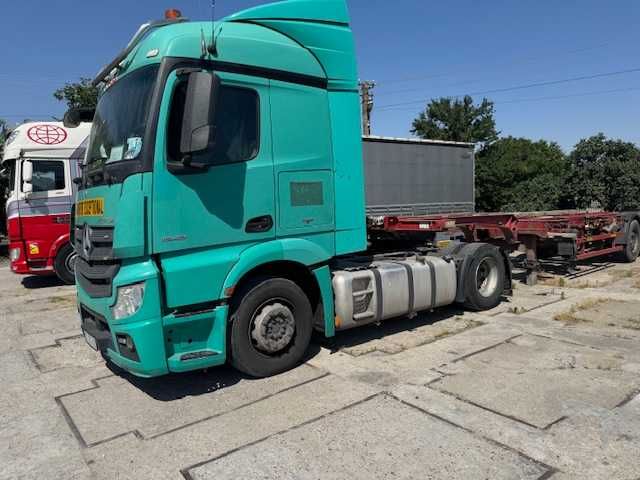 Cap tractor Mercedes Actros 1843