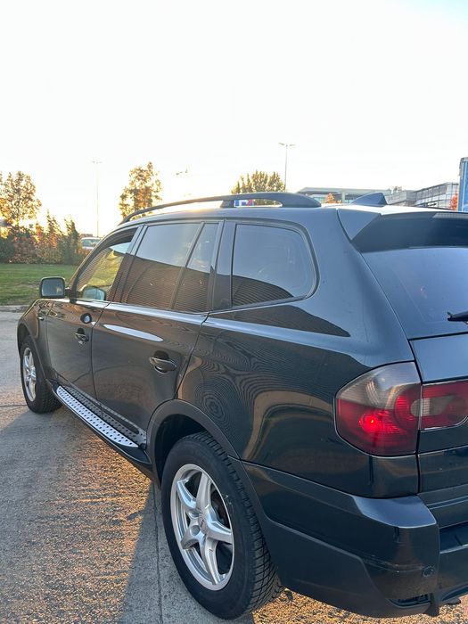 Vand/ schimb    BMW x3 , motor 2.0, 2800€ pret fix