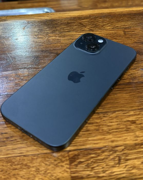 iPhone 15 с гаранция от А1