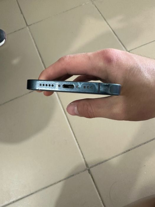 iPhone 13 128 гб .