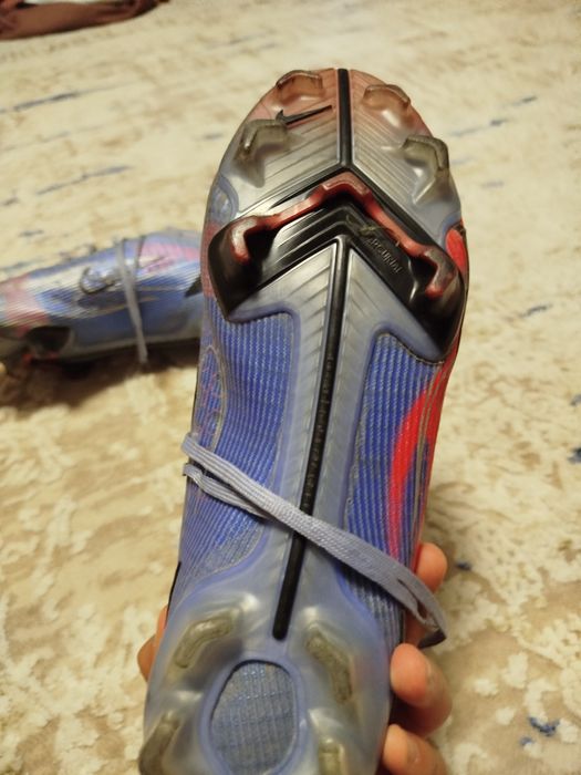 Бутсы Nike оригинал 37.5 размер