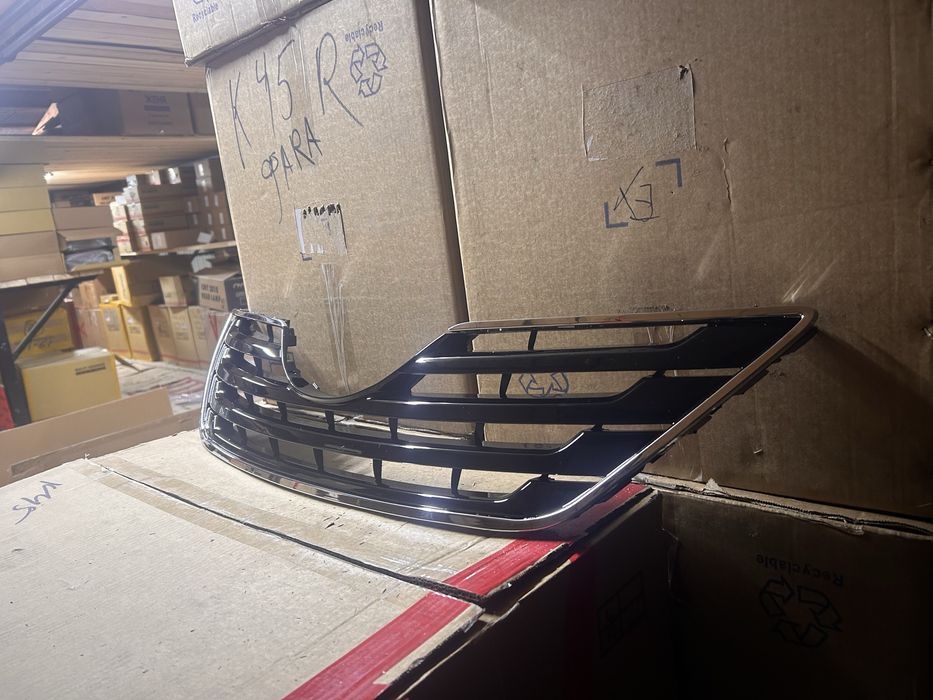 CAMRY 40 Решетка радиатора