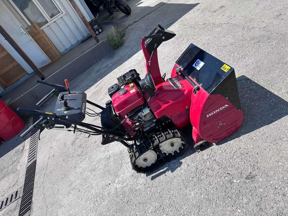 Верижен снегорин Honda HSS 970 ETS