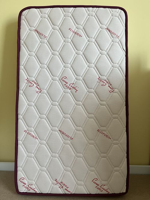 Бебешки двулицев матрак Pierre Cardin, 65/110 см