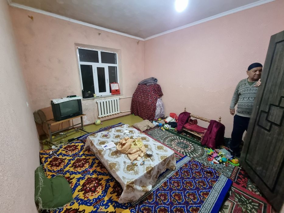 Uy sotiladi. Sayiljoy mahallasi.