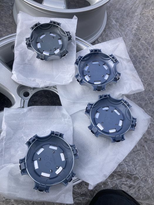 Лети джанти за тойота ланд крузер/ land cruiser J120 17x7.5J 03-08г