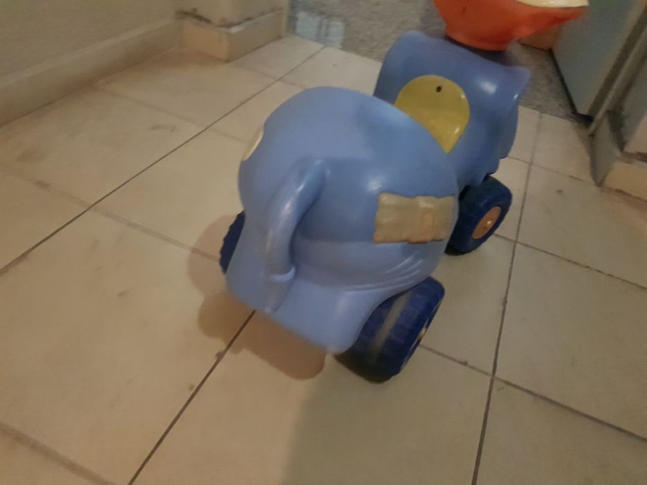 Детска количка слонче