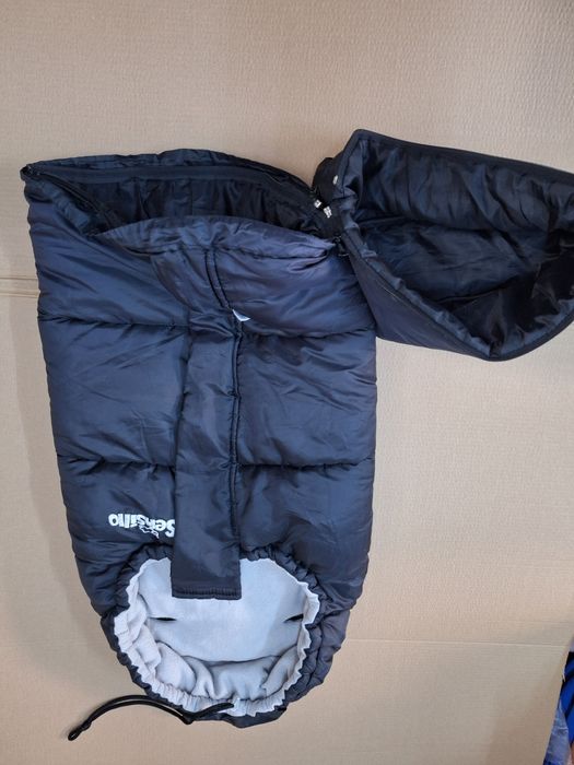 Sac termic pentru cărucior, marca Sensillo  cu parte jos detașabila
