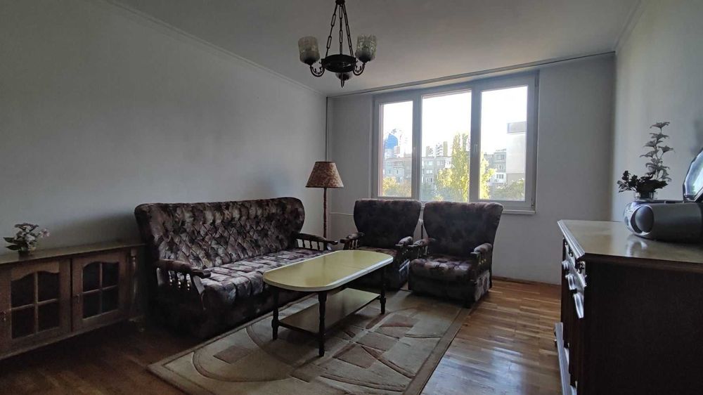 Дава се под наем Двустаен апартамент в София, Дианабад - 70 кв.м за 714 € - Снимка #1