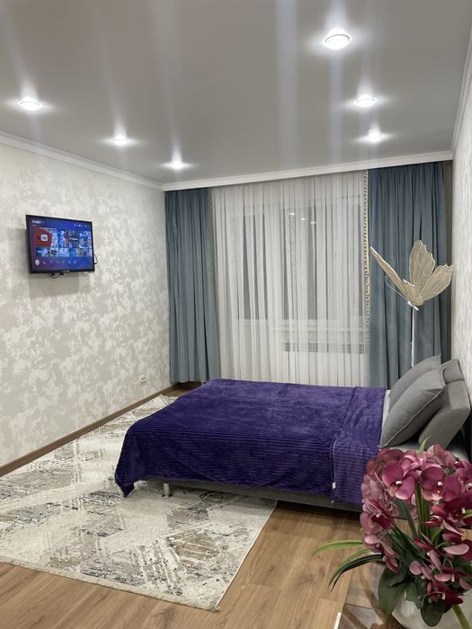 Сдам квартиру посуточно 11мкр