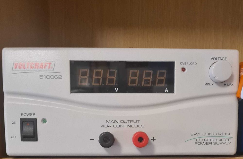 Sursa tensiune  Voltcraft reglabila  3 -15V DC 40A