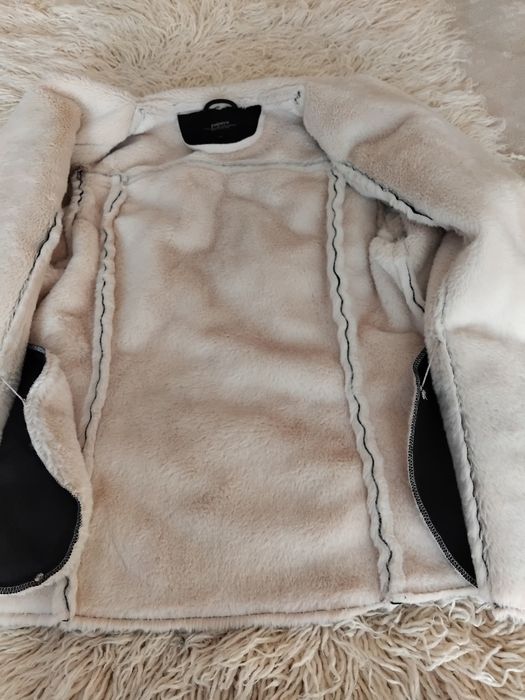 Дамско яке размер М черен цвят актуален модел