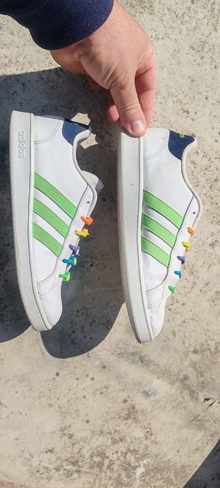 Adidasi adidas originali fete domnisoare femei marimea 36