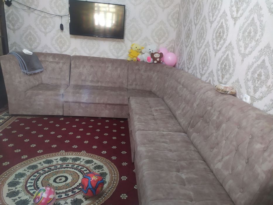 Divan-Ugalog П shaklida