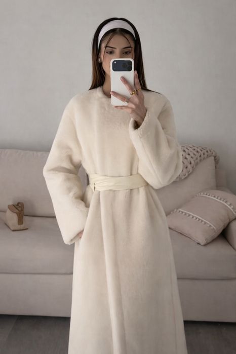 Palton Zara viral cu efect de blana ZW Collection nou cu eticheta