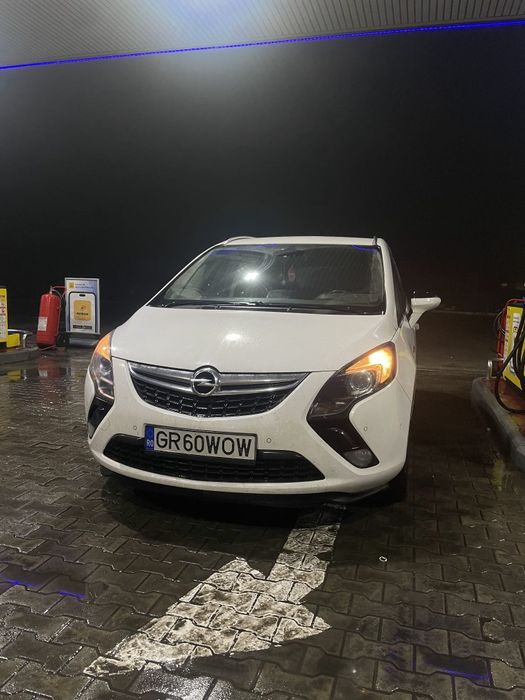 Opel zafira c tourer