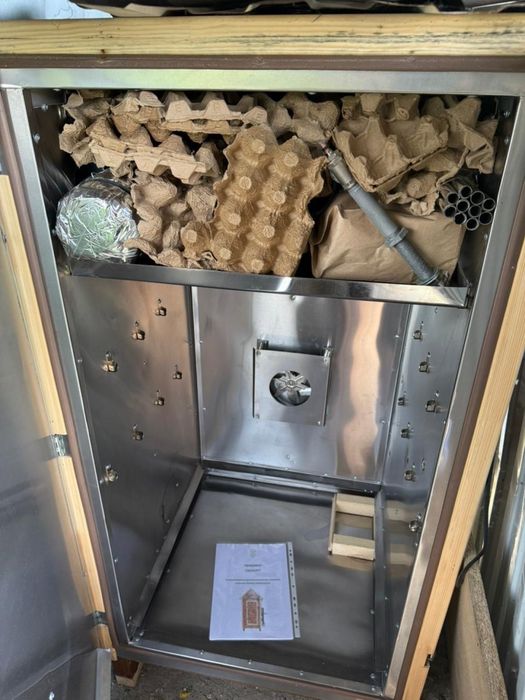 Срочно продам коптильню новая